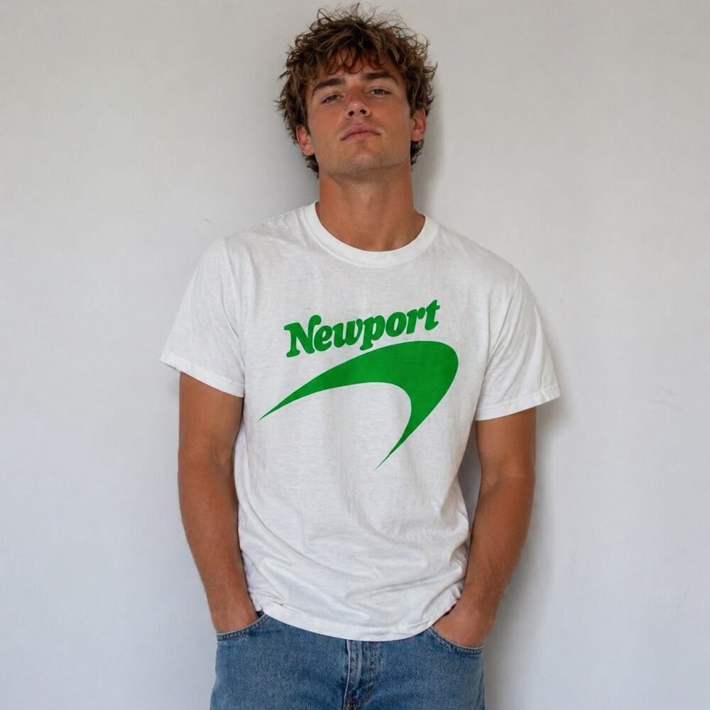 Vintage Screen Stars Newport Cigarette Graphic T Shirt USA Made Adult Large